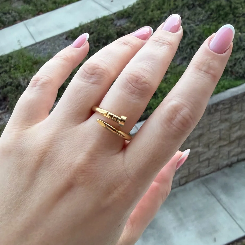 Nail Ring Trendy Design Juste Un Clou Style - Picture 3 of 4